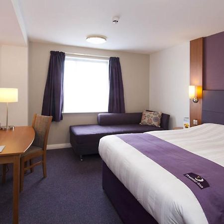 Premier Inn Birmingham City - Aston Eksteriør billede