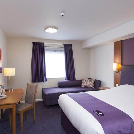 Premier Inn Birmingham City - Aston Eksteriør billede
