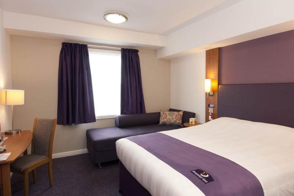 Premier Inn Birmingham City - Aston Eksteriør billede