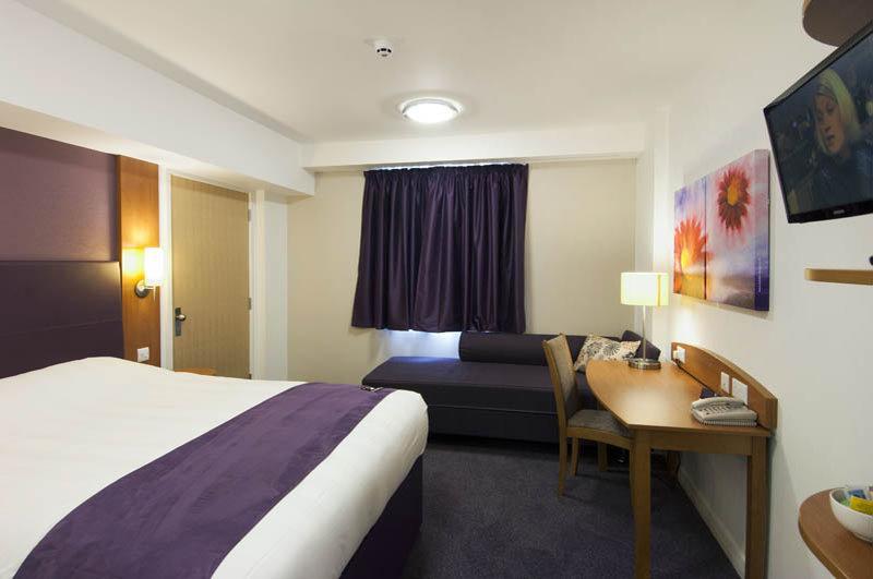 Premier Inn Birmingham City - Aston Eksteriør billede
